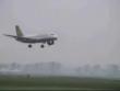 Extreme videos: Horrible 747 jet landing